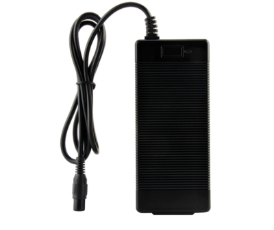 Chargeur Vélo Électrique 36V 2A 42V – Compatible Trottinette Électrique – Connecteur XLR 3 Broches – Noir